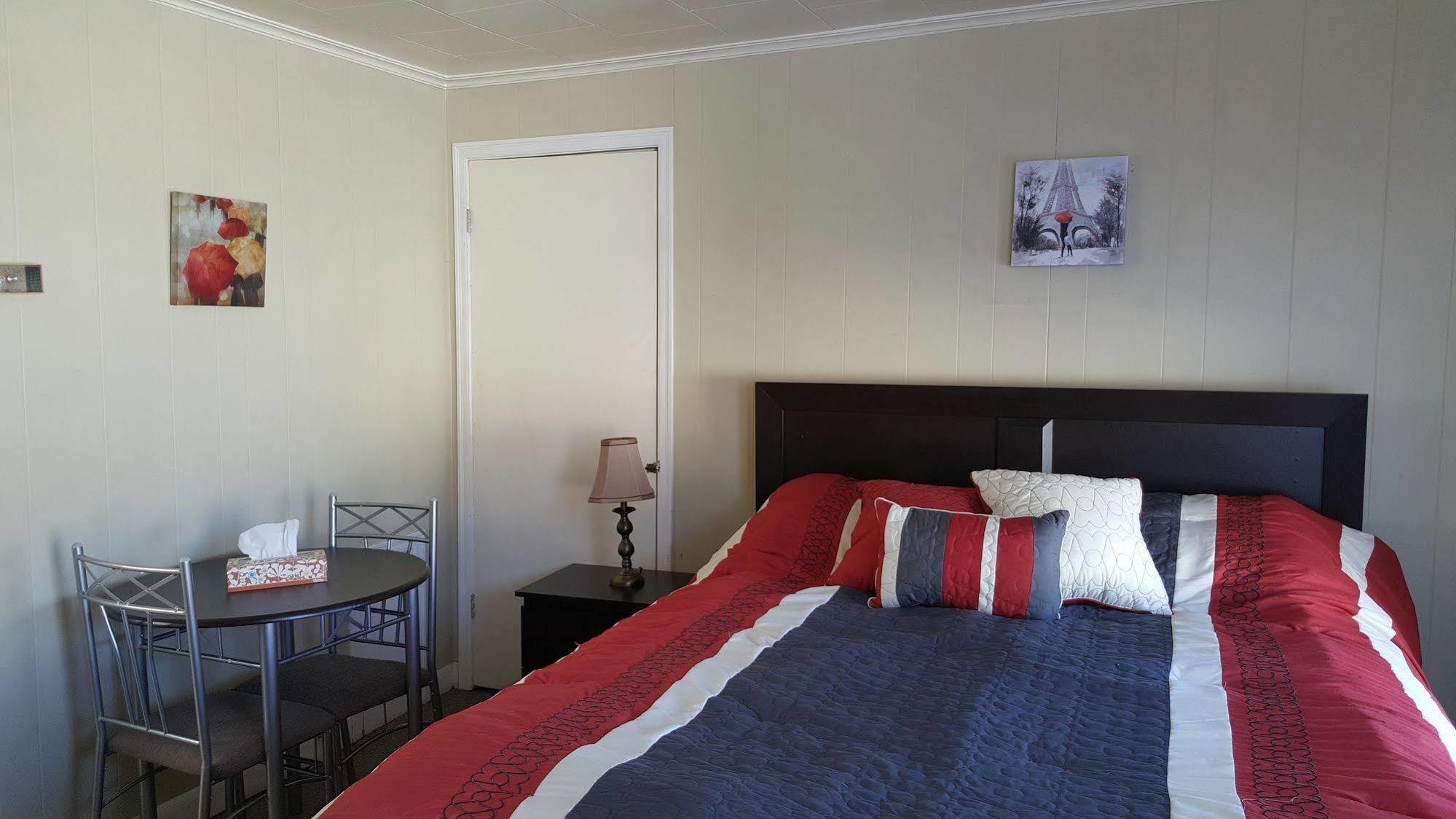 The White Horse Motel Cornwall Εξωτερικό φωτογραφία